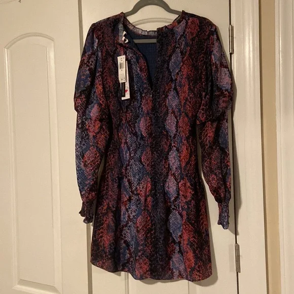 Parker Smock Dress - Picture 4 of 7